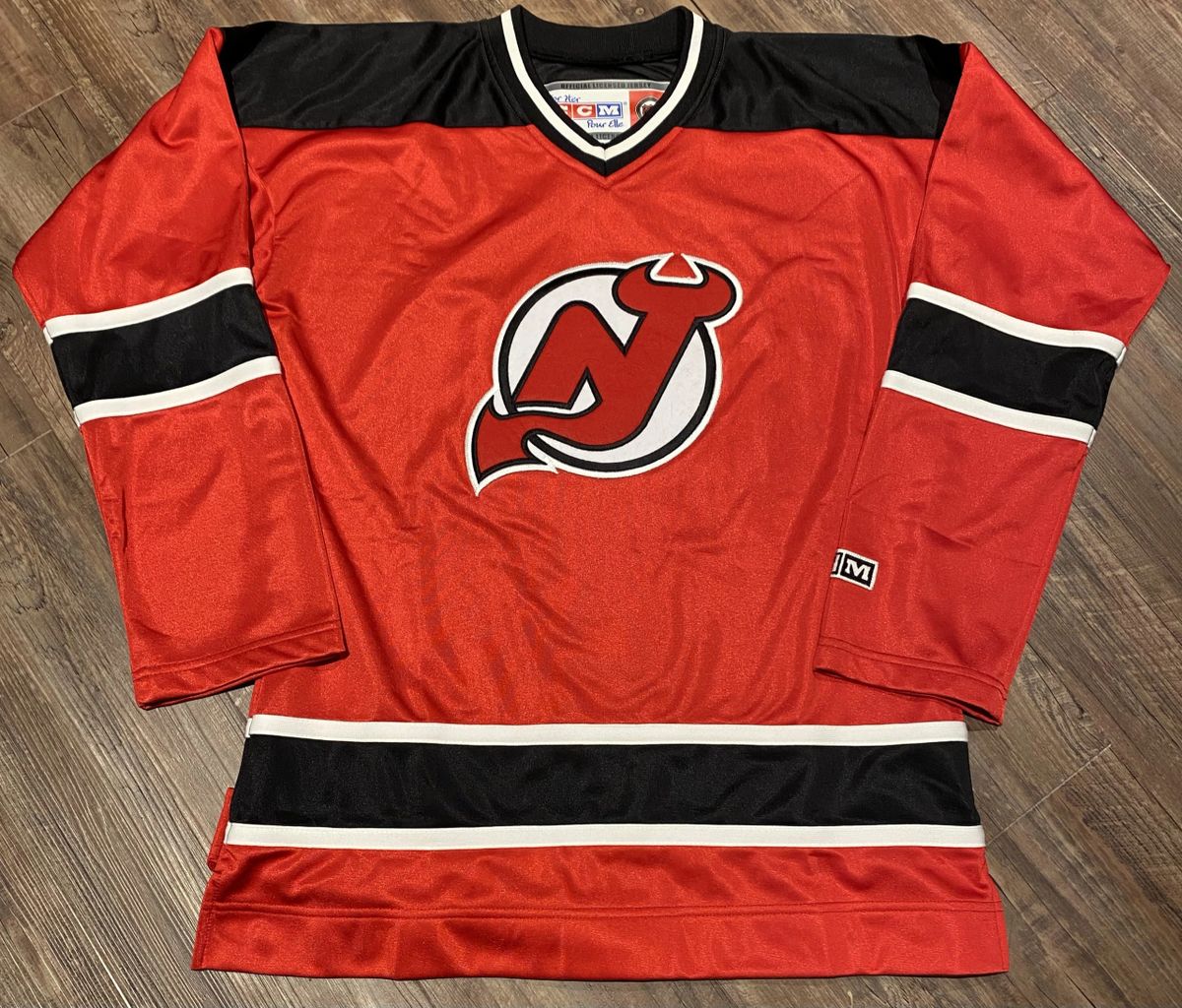Monkeysports New Jersey Devils Uncrested Adult Hockey Jersey in Red Size X-Large
