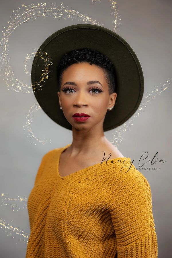 Model, branding, makeup, editing, headshot, corporate headshot