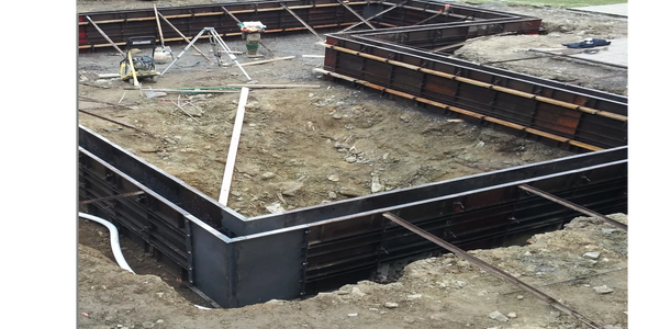 Form for concreate vinyl lined pool 