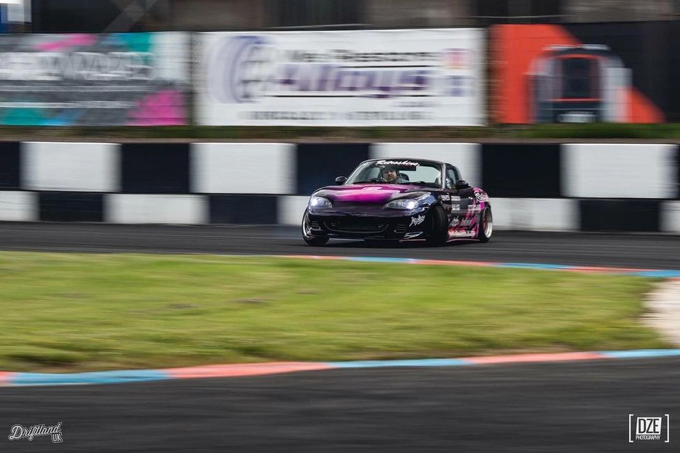 Adam throwing down is his immaculately prepared MX5 at Driftland in 2018