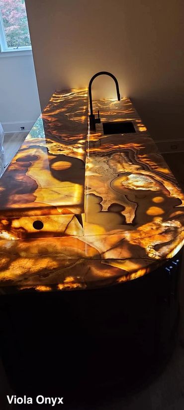 Viola Onyx