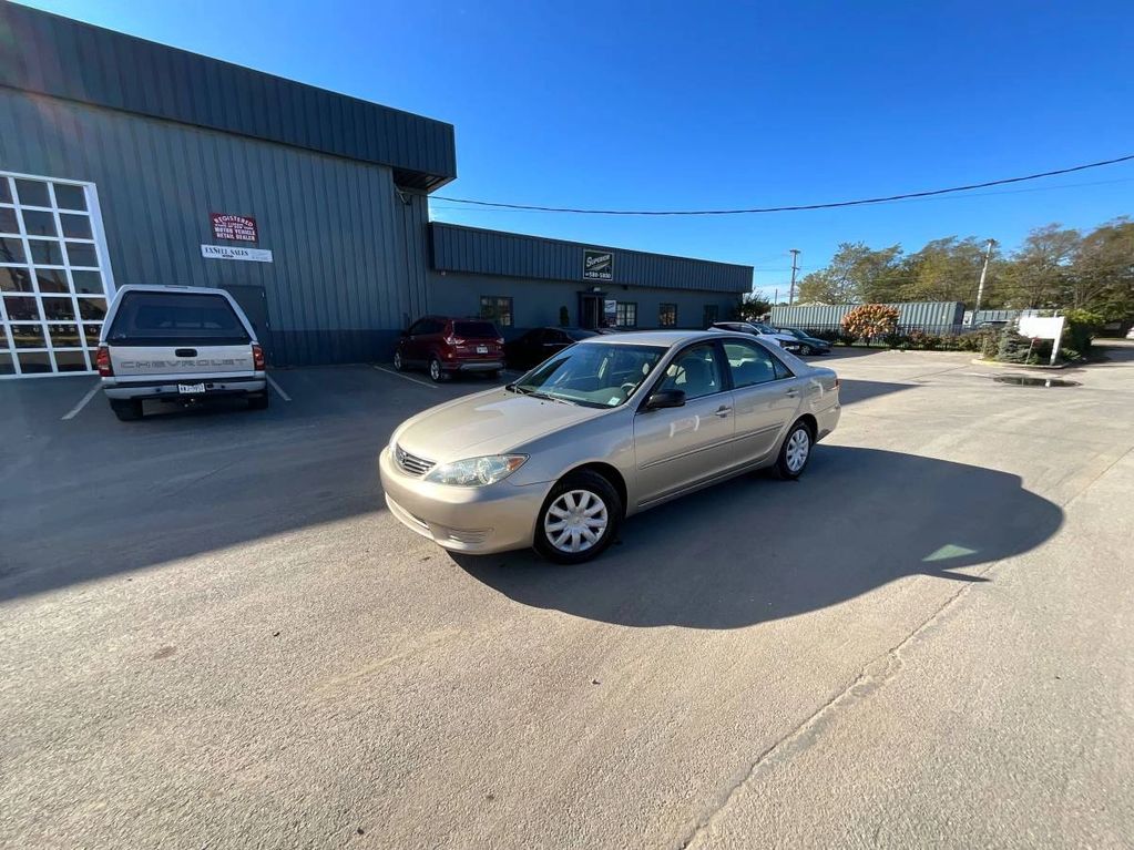 2006 Toyota Camry Le - $7,950 (Holbrook)
