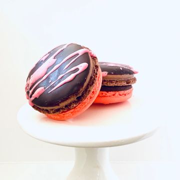 Chocolate Covered Strawberry Macaron