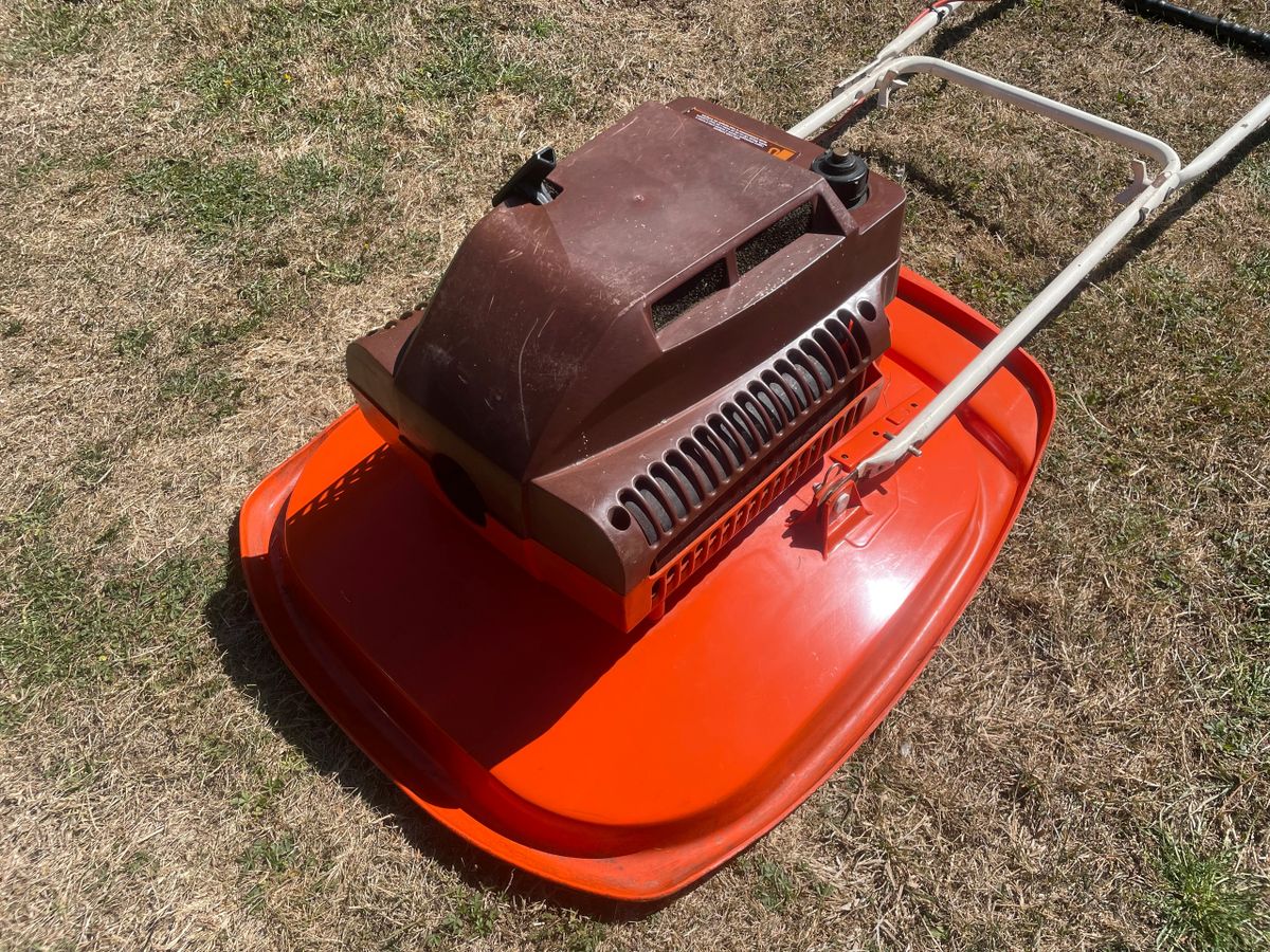 Flymo petrol shop hover mower