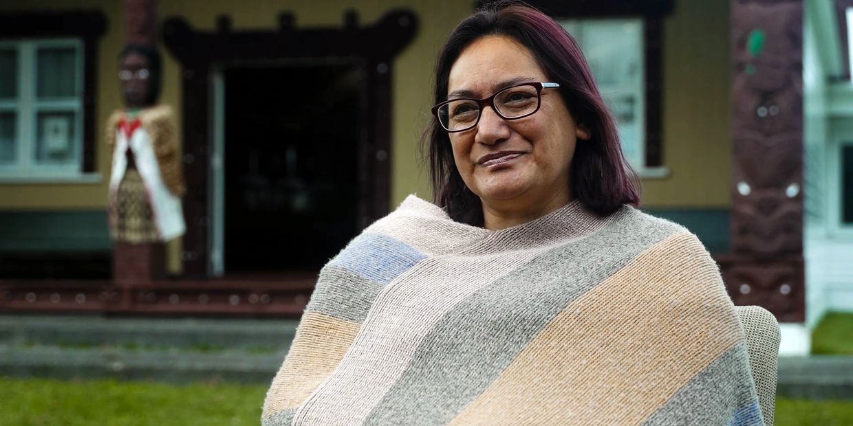 Ngāti Raukawa ki te tonga, Ngāti Hauiti ki Rata, Ngāti Tuwharetoa, Te Whanau ā Apanui, Ngāti Porou m