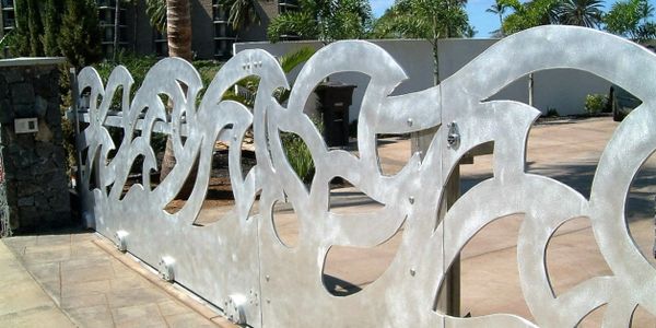30' Aluminum Electric Gate on the Beach in Maui