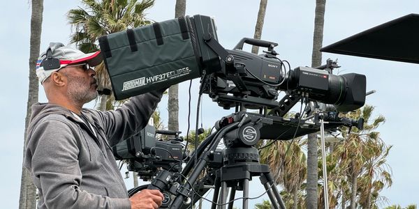 Elite Long Lens Cameras: Complete Setup and Accessory Solutions