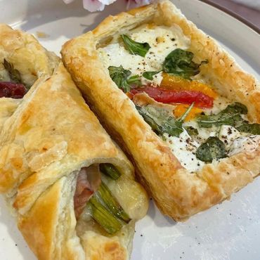 Egg pockets