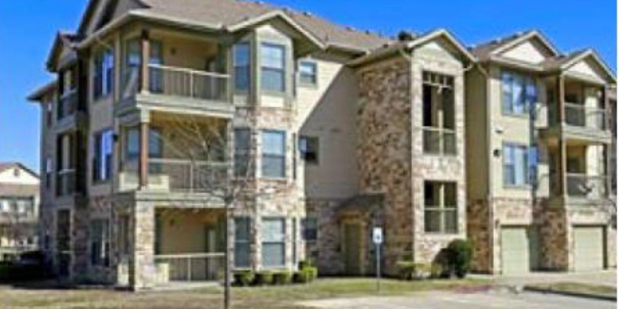 The Abigail
821 South Polk Street
Desoto, Texas 
198 units
Built in 2007