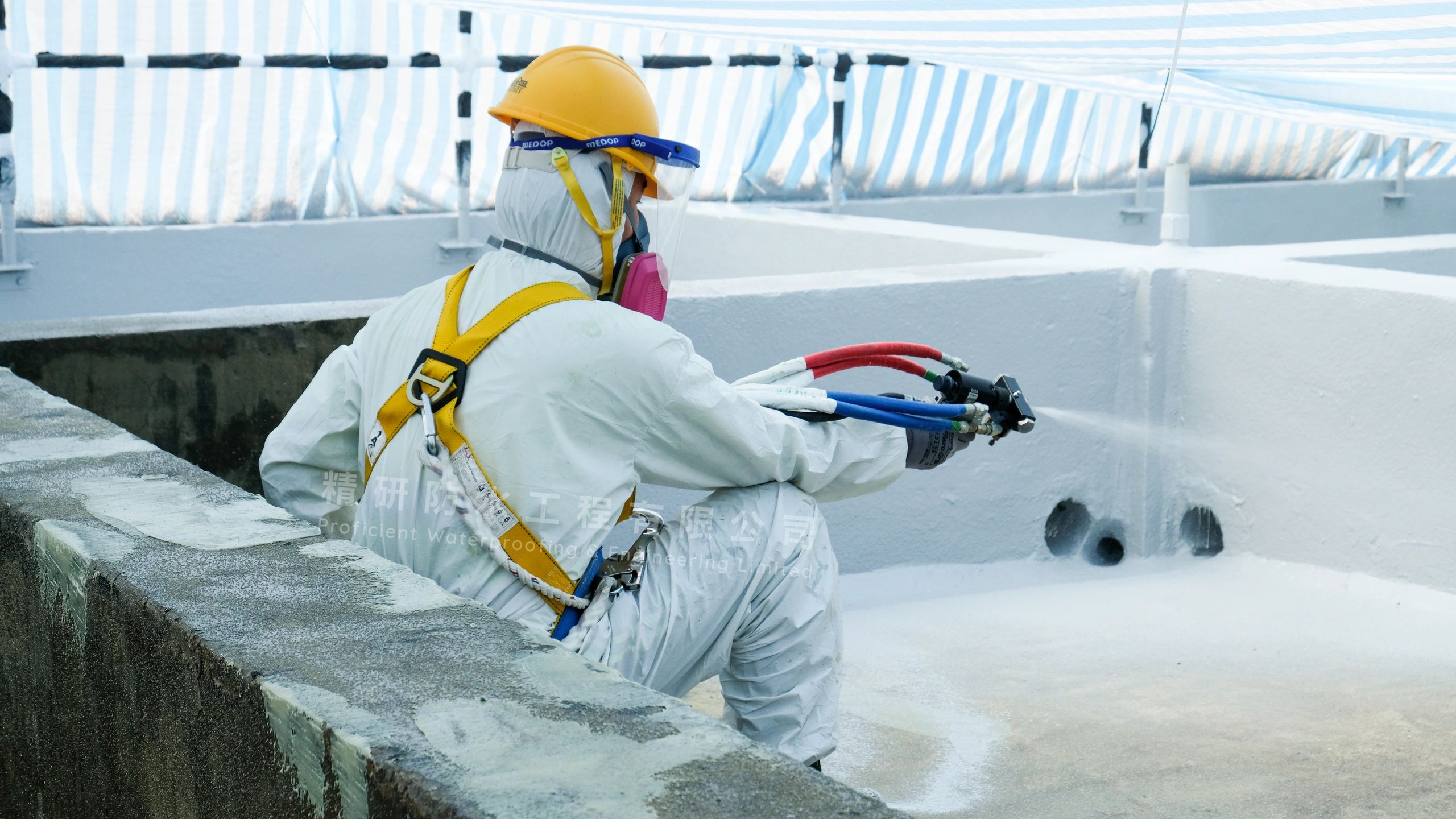 高品質的專業防水工程 及 建築防水工程。 提供:天台防水、平台防水、天台不起底防水工程、polyurea防水工程、泳池防水工程、停車場防水工程、升降機槽防水工程、水缸防水工程、外牆防水工程等。