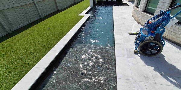 pool service 
Weekly pool service
Chemical balancing