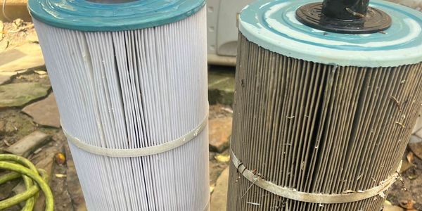 Comparison of a clean and dirty cylindrical filter.