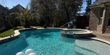 Weekly Pool Cleaning Services in Magnolia, TX