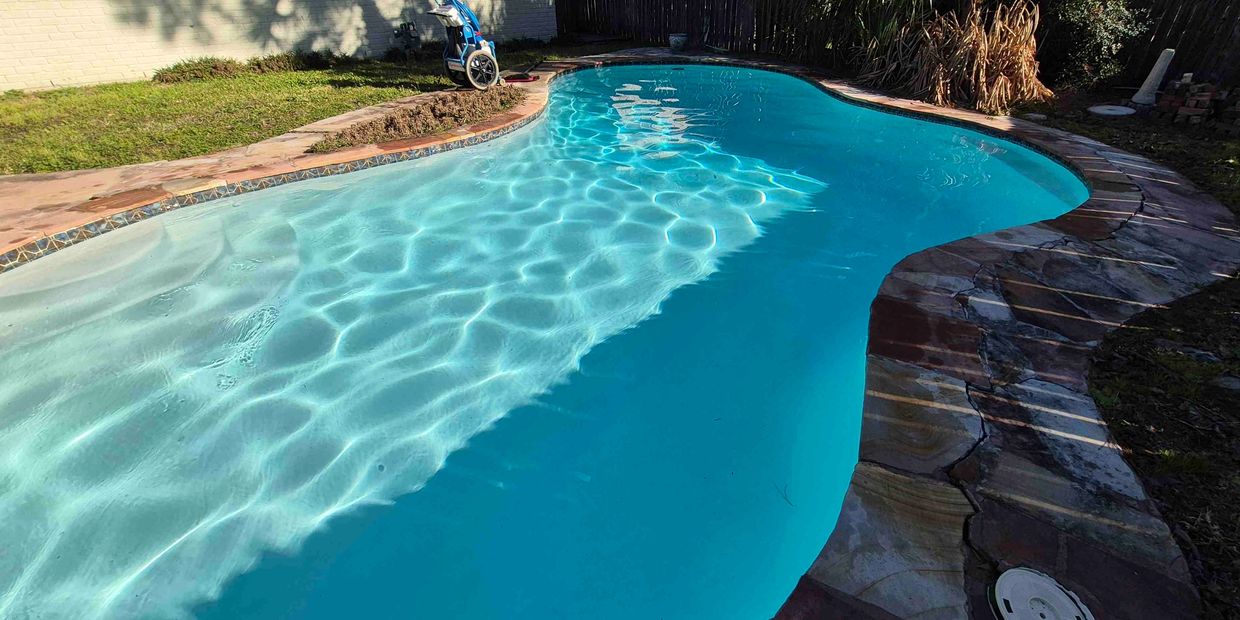 Weekly Pool Cleaning Services Bridgeland Community 