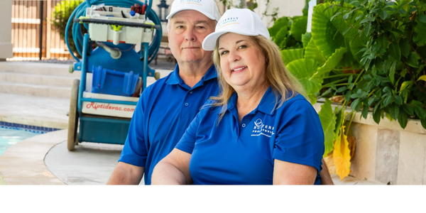 Butterfly Pool Services Team in Hockley, TX