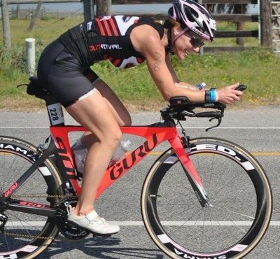 Michelle Bentley on triathlon bike