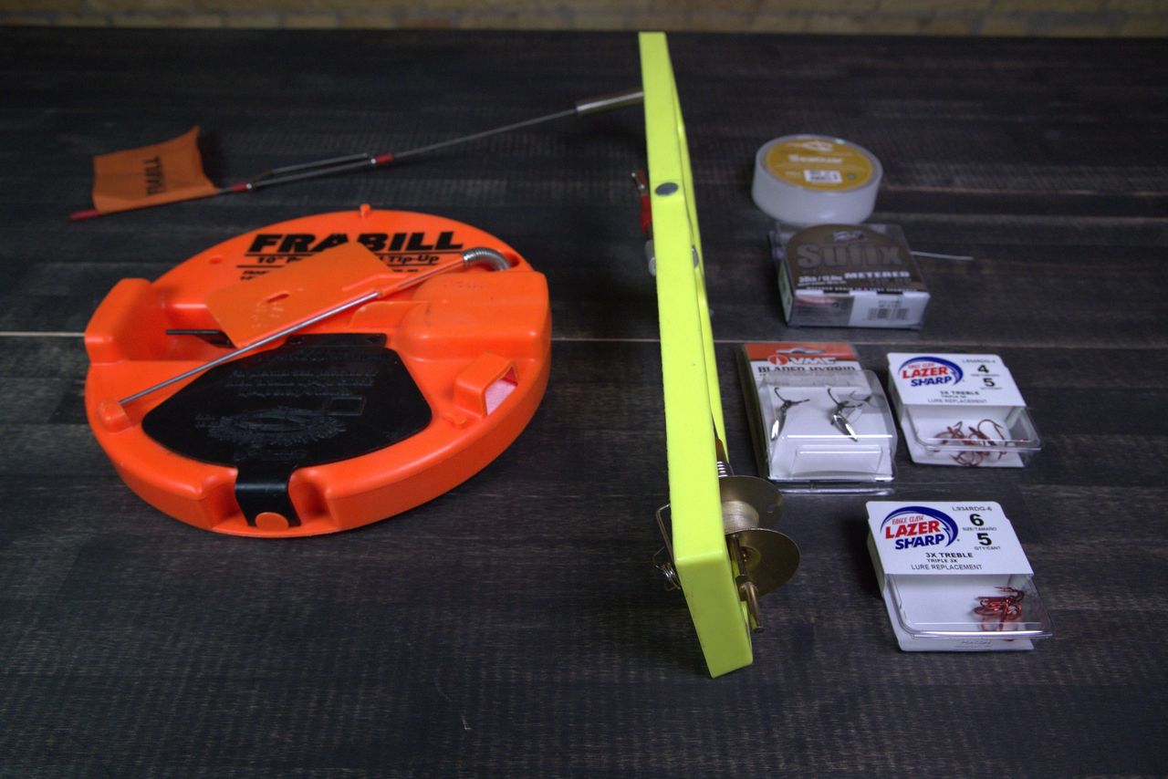 Frabill Tip-Up/Seaguar Gold Label Fluorocarbon, LAZER SHARP Eagle Claw Size 4 & 6 Treble Hooks/VMC Bladed Hybrid Treble Hooks