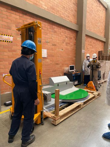 Instalacion paletizadora y envolvedora de palet