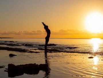 Private yoga on the beach 