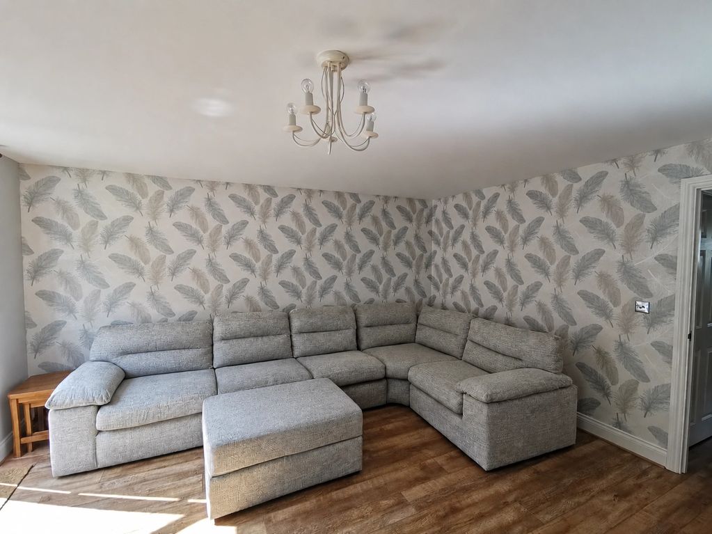 GoodHome Elstow Teal Feather Classic Textured Wallpaper