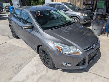 2012 Ford Focus SE Gray Clean Title