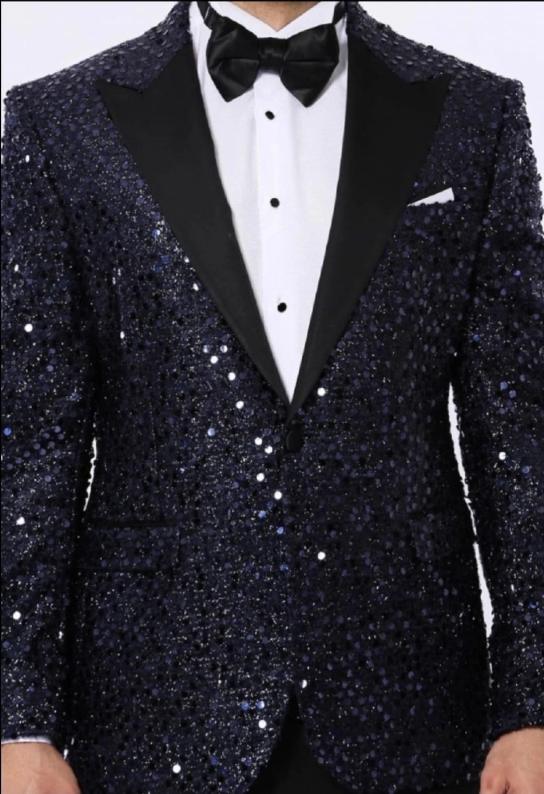 The Guide to Renting the Ideal B Tuxedo Rental lack Tuxedo with a Vest