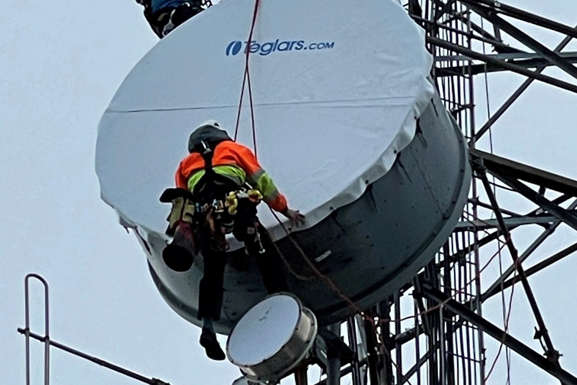 teglar and microwave radome installation