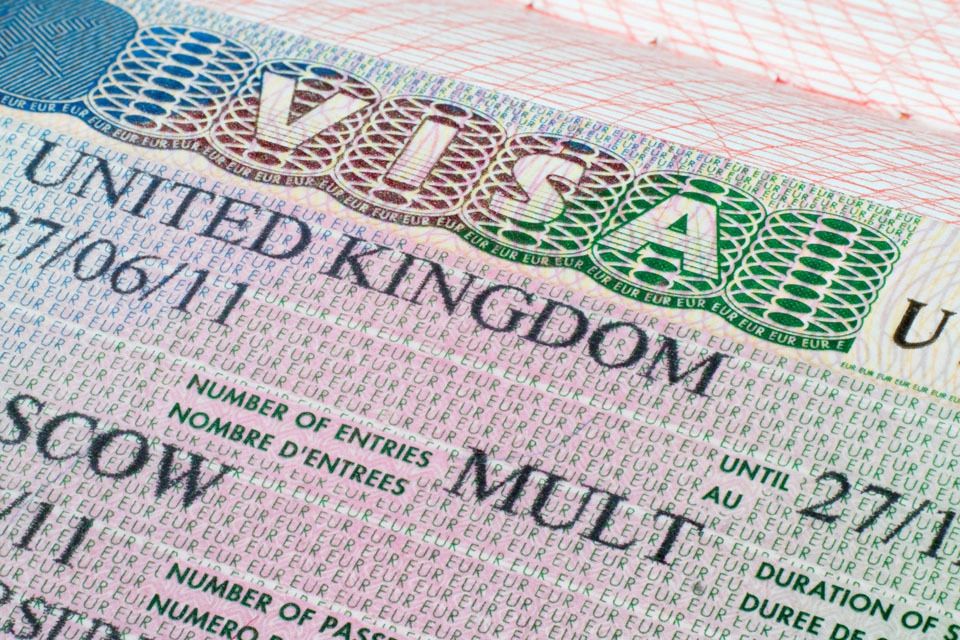 Brp Uk Uk Biometric Residence Permit Cards And 20 Pound Banknotes Brp
