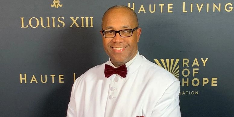 Ray Lewis FASHIONABLY FORMAL WHITE Party