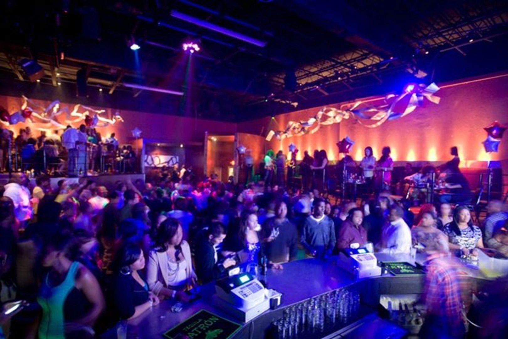 Club Sway Gay Bar, Nightlife