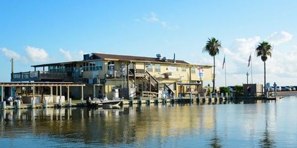 RV PARK in Crystal Beach Texas | RV park with pool | Boat Dock | Texas Beach RV Park | Crystal Beach