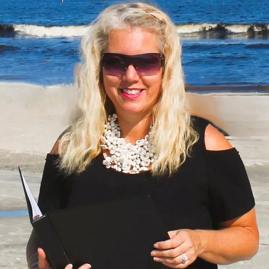 Minister Jennifer / Myrtle Beach Wedding Officiant