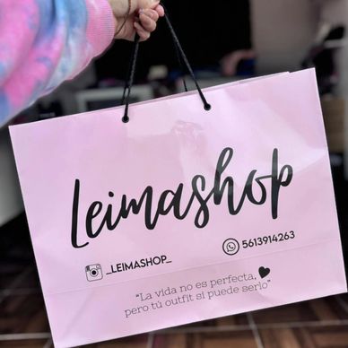 Bolsas de papel couche con asas de listón o macrame personalizadas con logo, acabado brilloso o mate