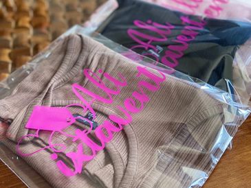 Bolsas de celofán personalizadas para empacar ropa