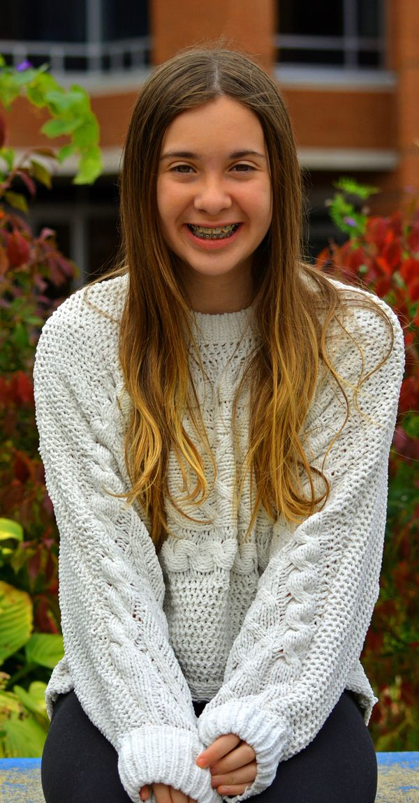 Girl
School
Picture
Photo
Brunette
Braces
Outside
Fall