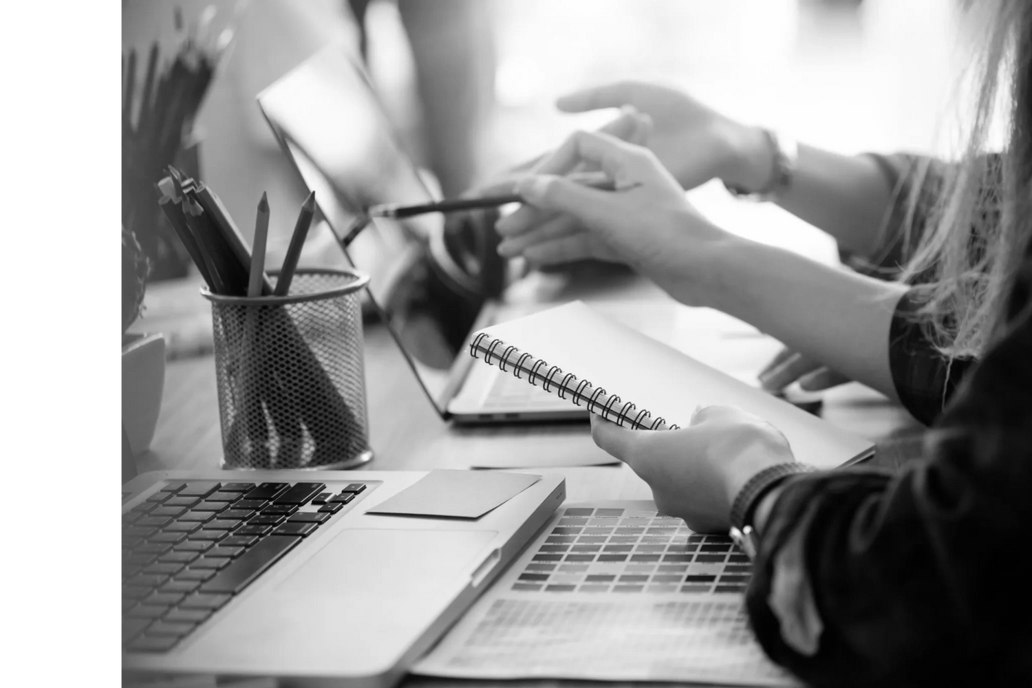 Personas trabajando en Administracion de Condominios