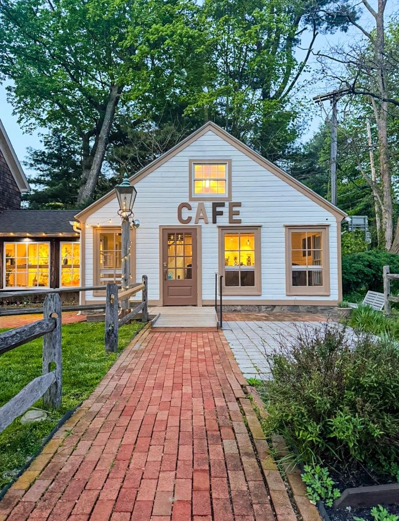 CAFE EXTERIOR PIC.jpg