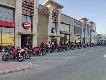 Wheels of Arabia Dubai - Meeting Point