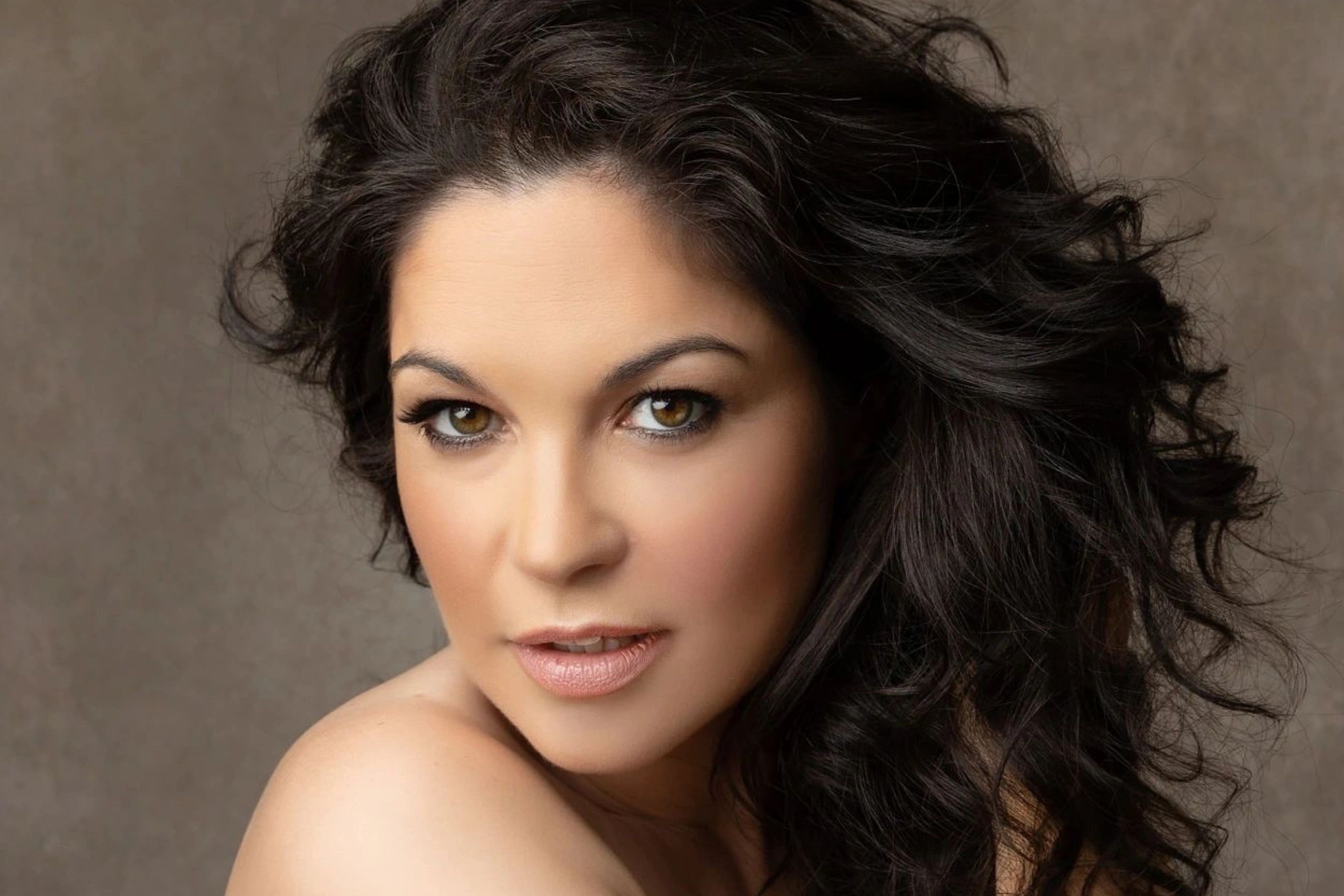 Cristiana Oliveira - Cristiana Oliveira Soprano