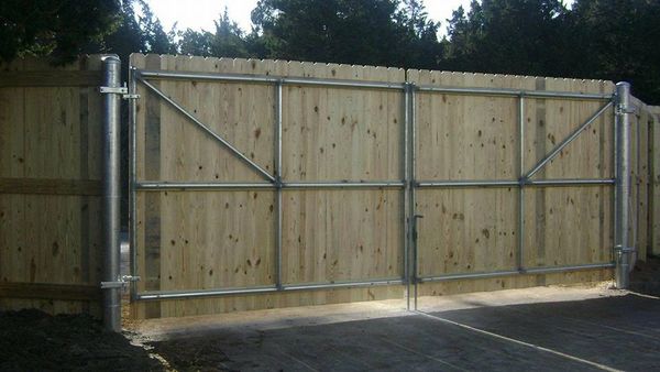 Wood, stone, fencing, fir, fences, vinyl, cedar fences, chainlink, ornamental, custom fencing.