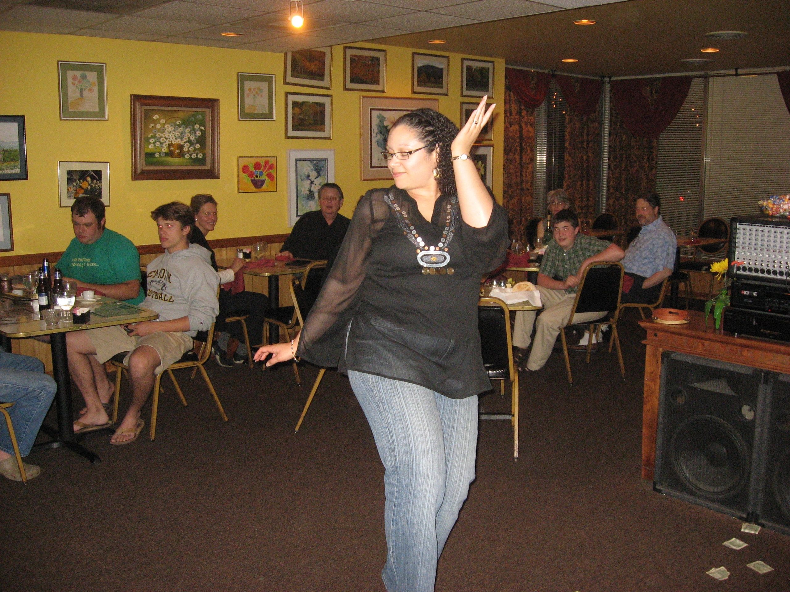 Birthday_girl_dancing_May_3-2008_034.jpg