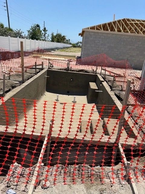Gunite residential pool