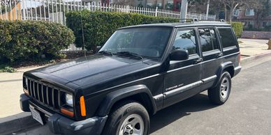 2001 Jeep Cherokee Sport Civilian or Sheriff Vehicle for rent. www.picturecarslosangeles.com