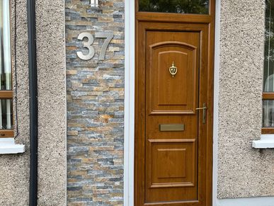 stone cladding feature wall 