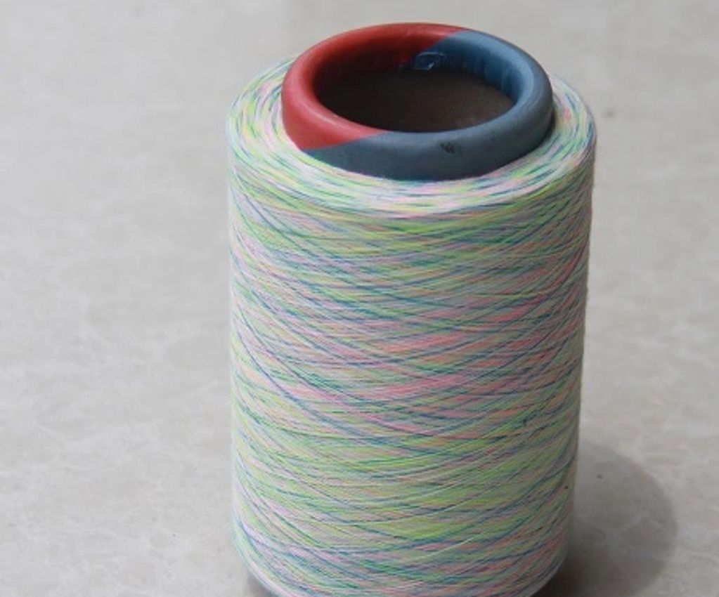 Satin dyed yarn