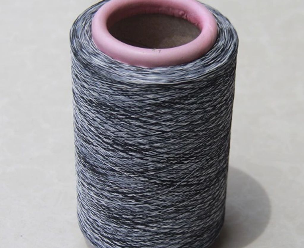 Satin dyed yarn