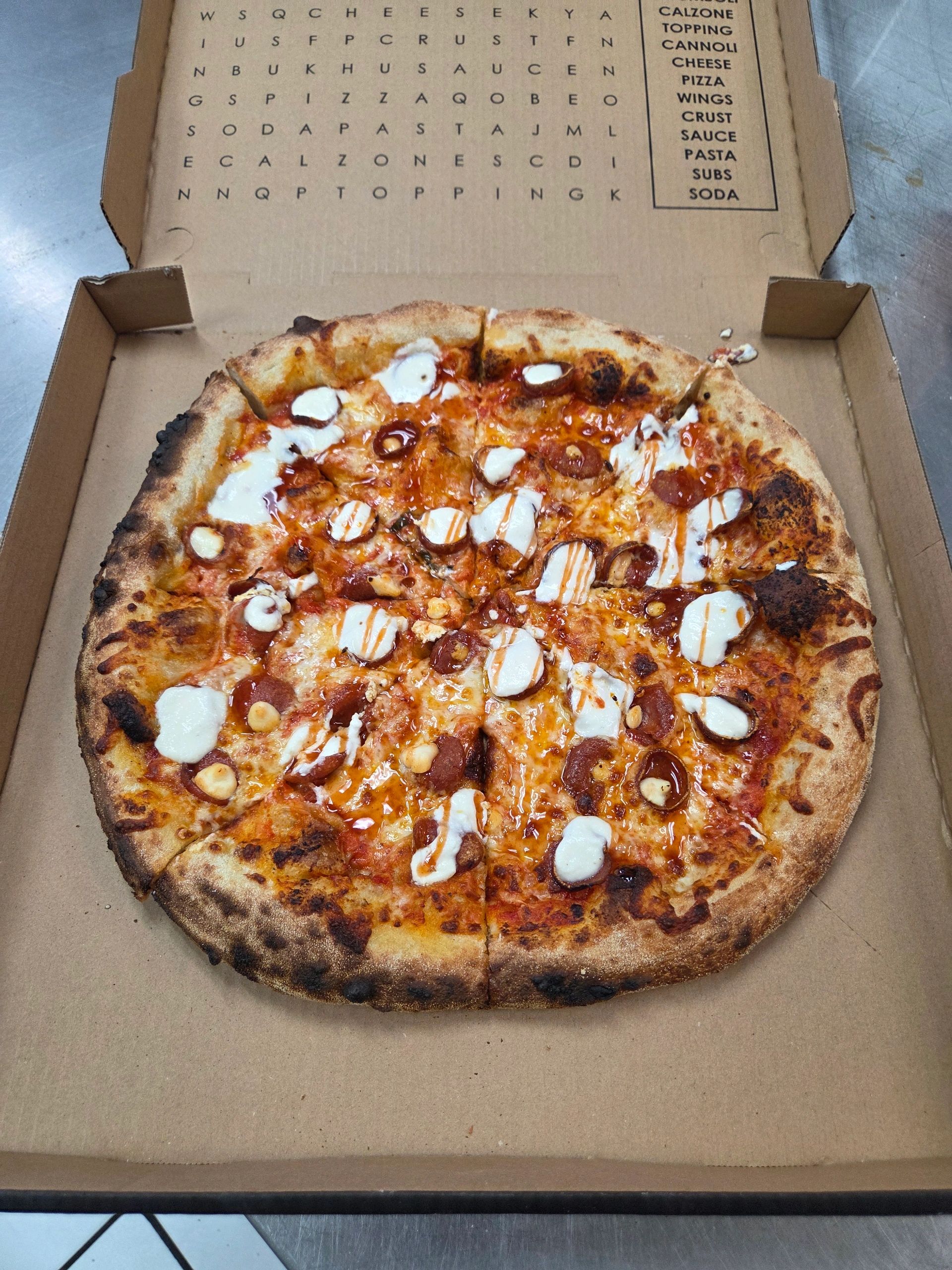 inferno pizza cup n char pepperoni w ricotta and hot honey 