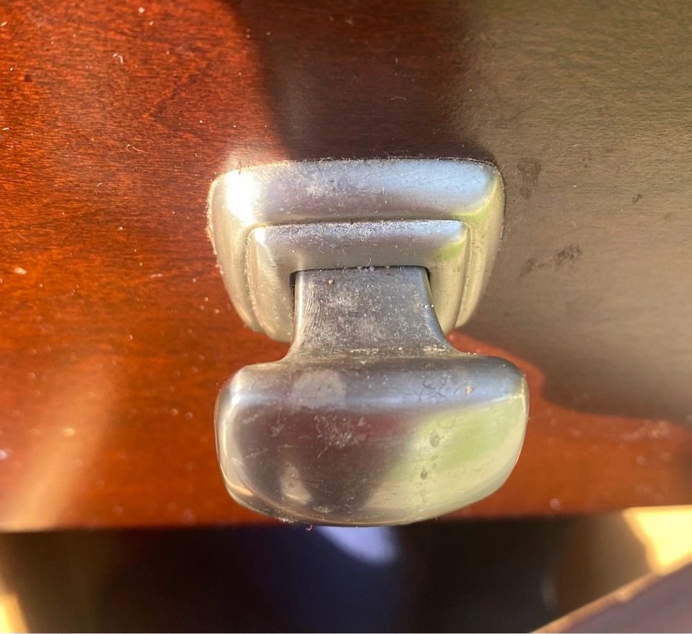 20 Stainless Square Knobs