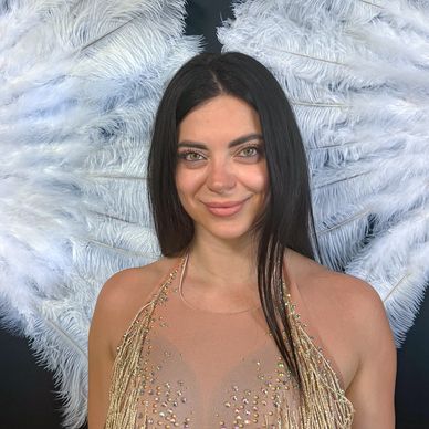 Maryana - Moonveil Aerial Performer and Teacher