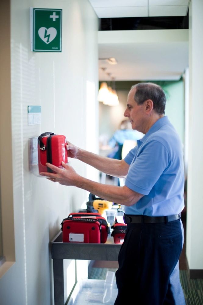 AED Management Programs and AED Service Plans